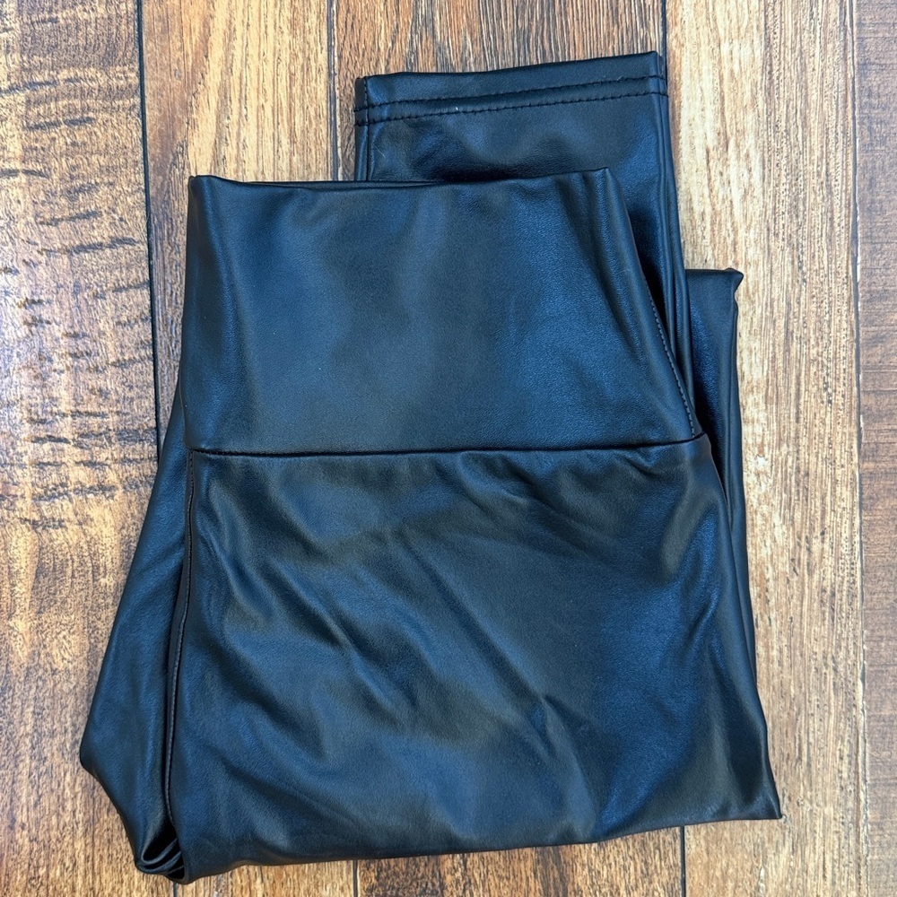 Faux leather leggings S New - Picture 6 of 6